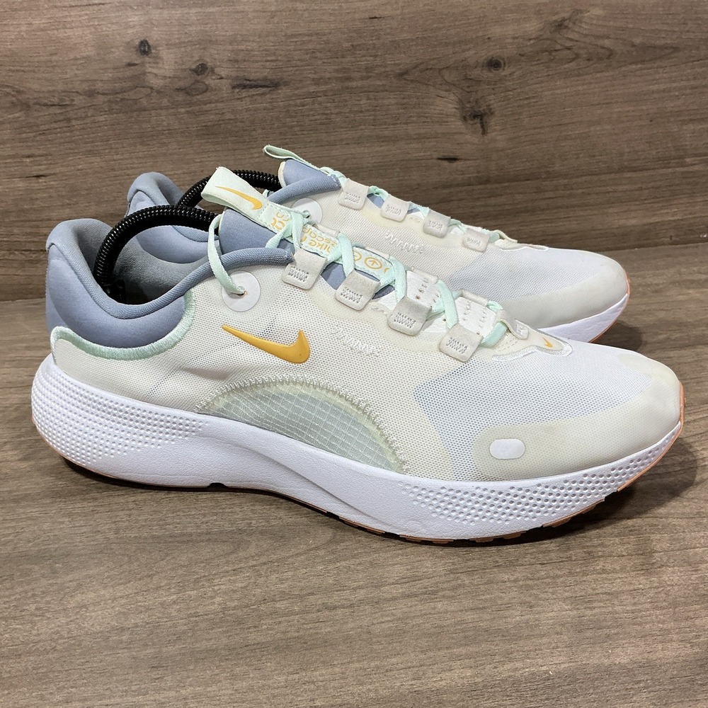 Nike Womens Size 11.5 React Escape RN CV3817 104 White/Solar Flare-Glacier G